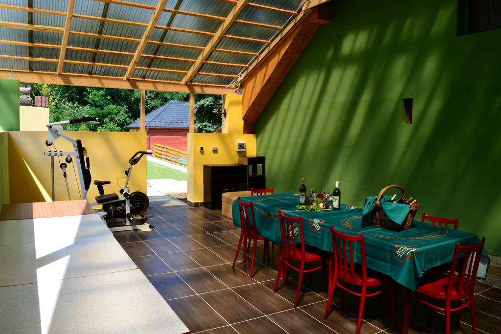 Areal Hradisek Villa Klobouky u Brna Ngoại thất bức ảnh