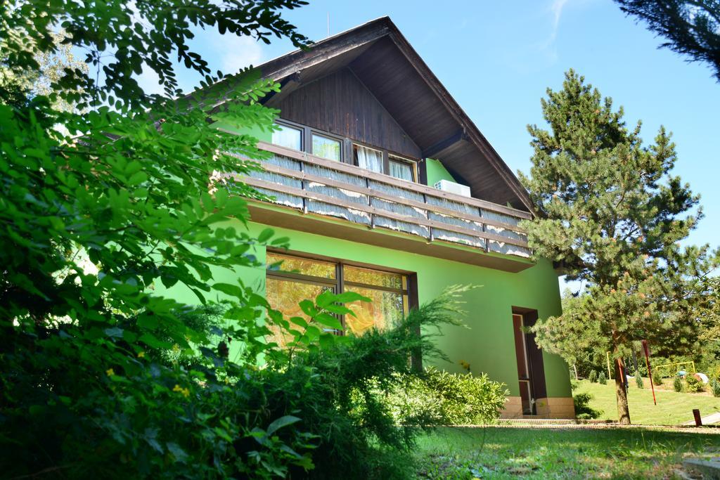 Areal Hradisek Villa Klobouky u Brna Ngoại thất bức ảnh